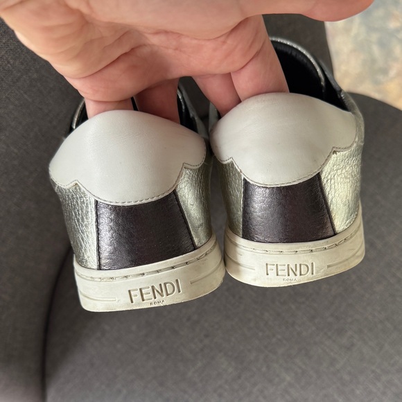 Fendi Sneakers - Picture 6 of 7